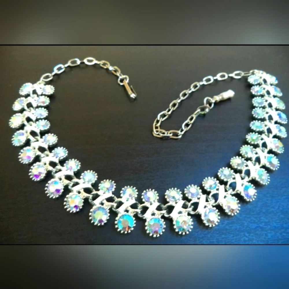 VINTAGE ESTATE LISNER OR CORO AB BLUE RHINESTONE & ENAMEL 19" NECKLACE